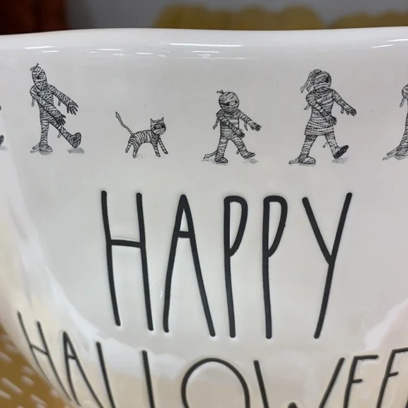 Rae Dunn Happy Halloween Batter Bowl White Ceramic - Brand New - Picture 5 of 9